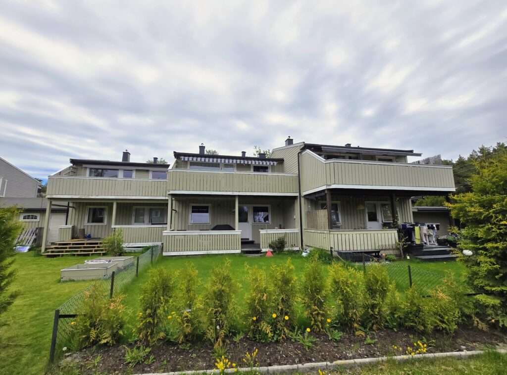 VEDLIKEHOLD OG REHABILITERING AV FASADE